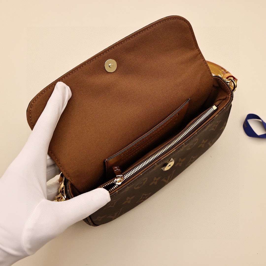 Replica Louis Vuitton M81911 Wallet On Chain Ivy Handbag